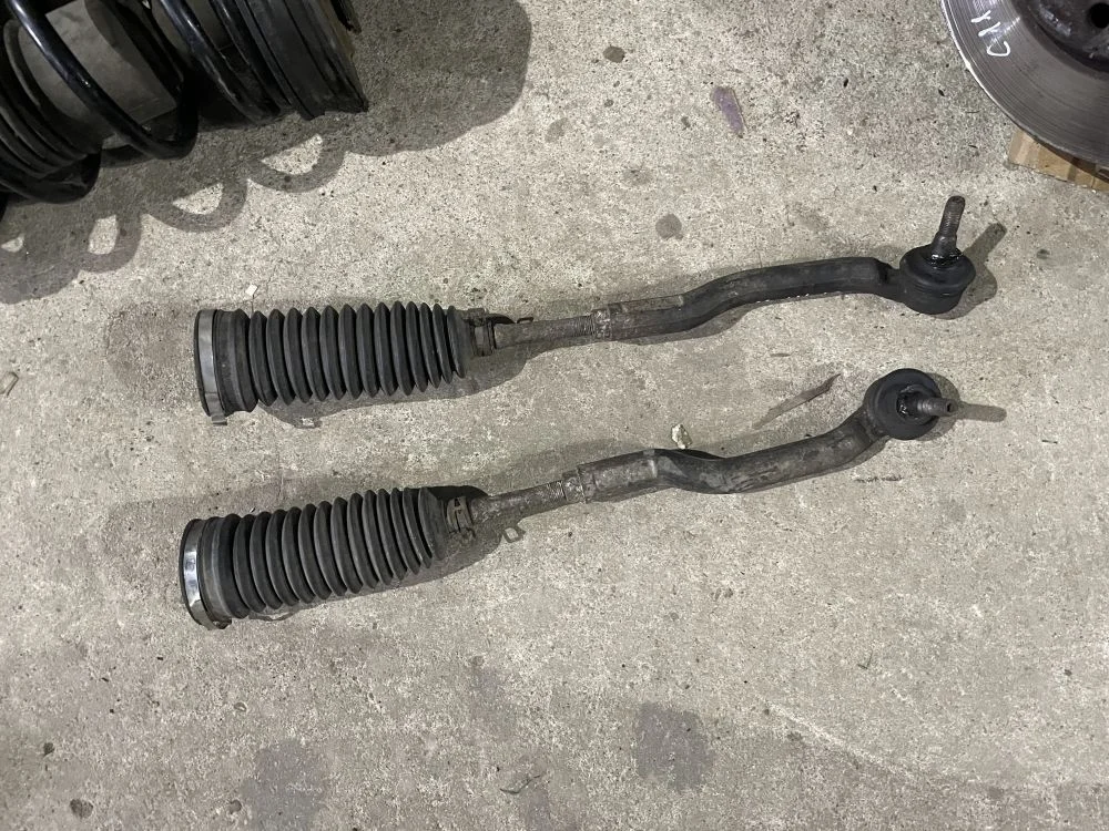 тяга рулевая наконечник nissan tiida C11