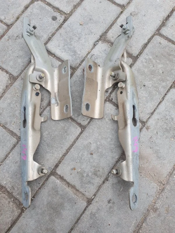 Петля капота Volvo S60 2010-2013 седан