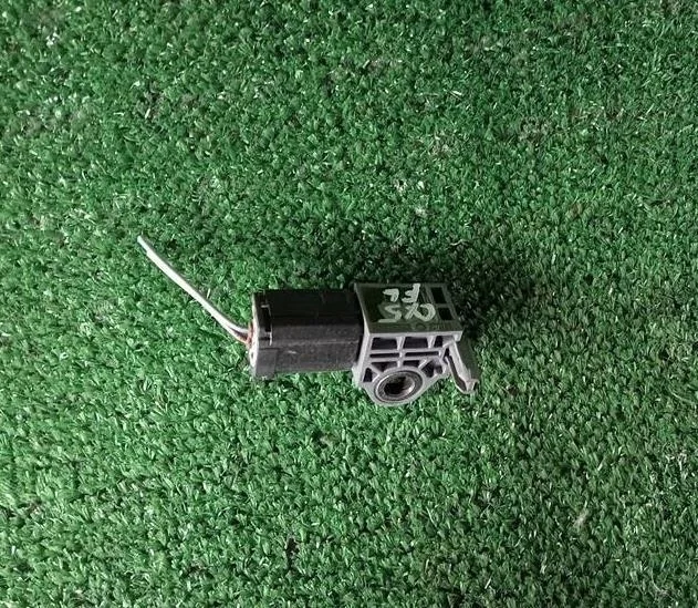 Б.у. датчик удара MAZDA  CX5 KE MAZDA CX5 KE