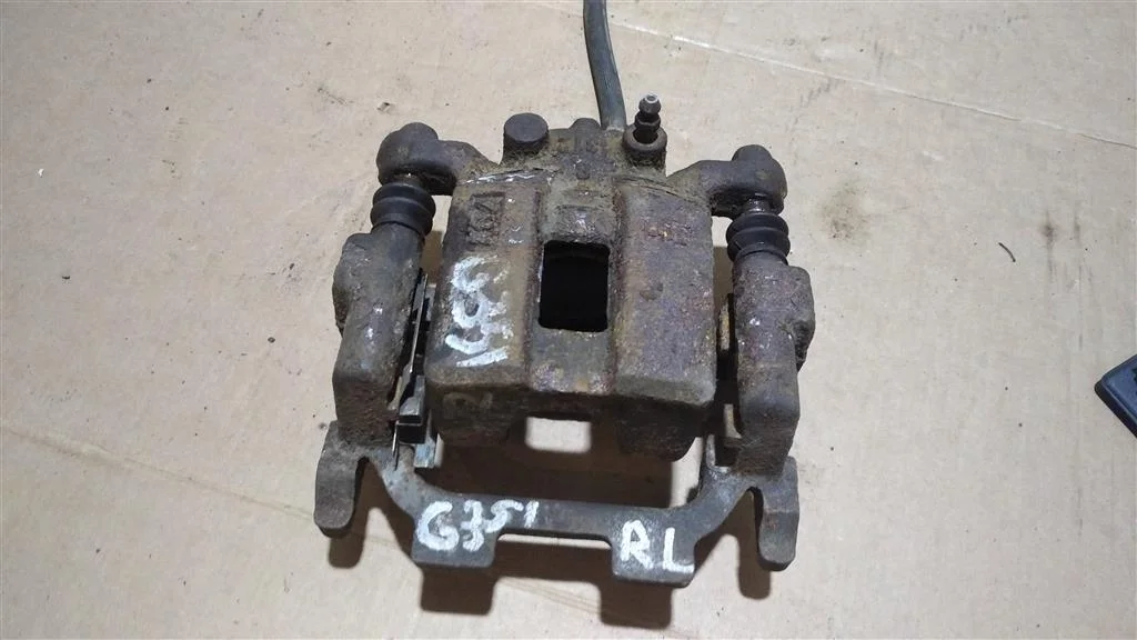 Б.у. суппорт INFINITI G35/G37 INFINITI G35/G37