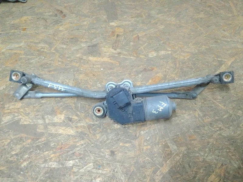 Трапеция стеклоочистителя Ford Mondeo 3