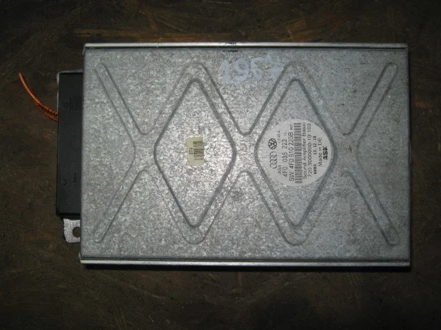 Усилитель магнитолы Audi A6 C6