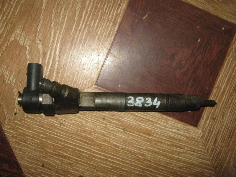 Топливная форсунка Mercedes-Benz W211