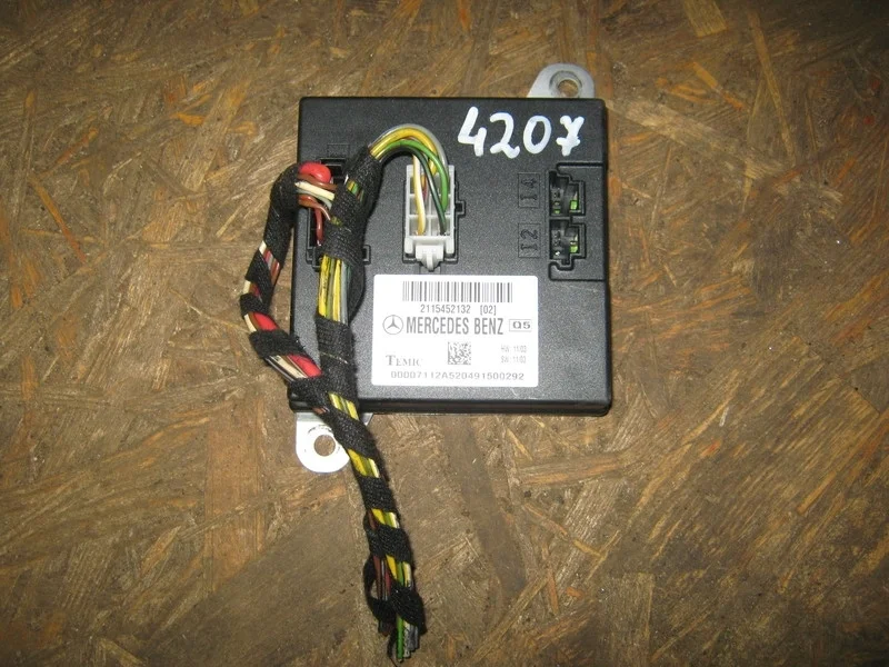 Блок подогрева сидений Mercedes-Benz W211