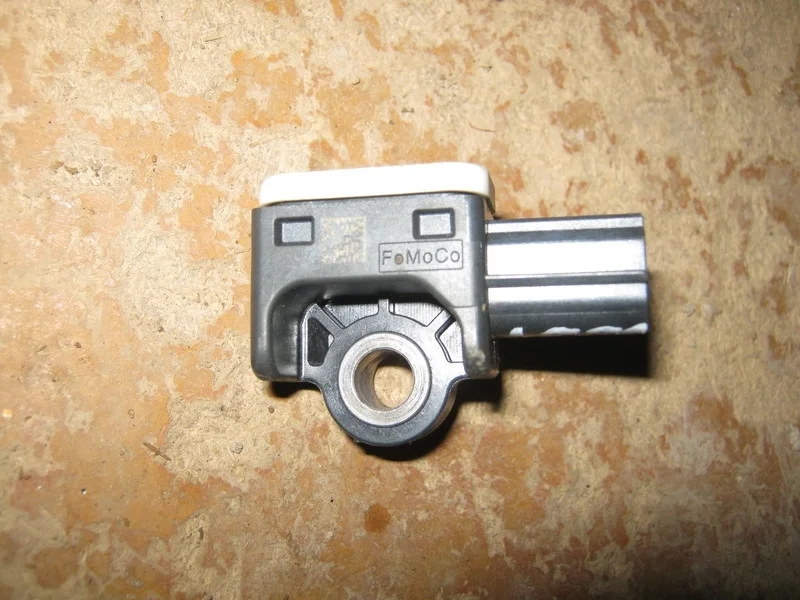 Датчик удара Ford Mondeo 4