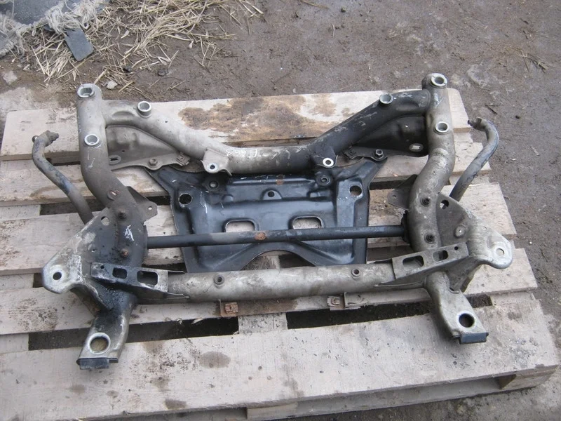 Подрамник передний Mercedes-Benz W212