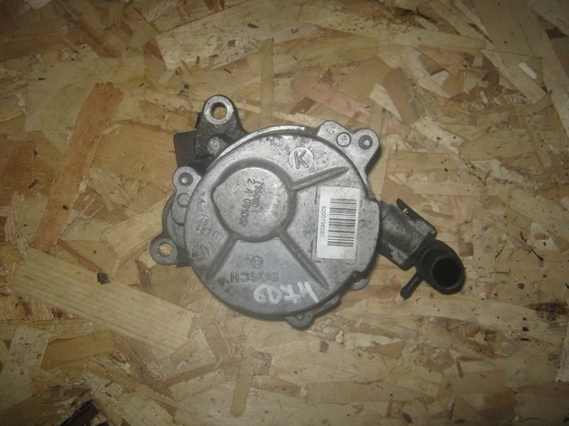 Вакуумный насос Nissan X-Trail T31