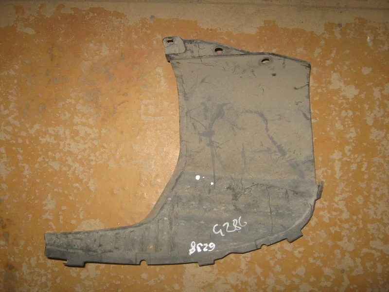 Подкрылок задний правый Nissan Qashqai J10