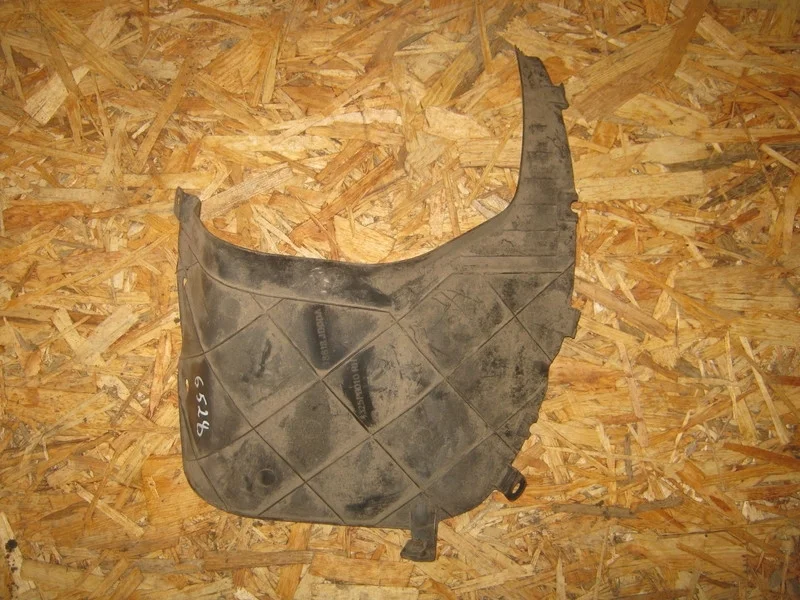 Подкрылок задний правый Nissan Qashqai J10