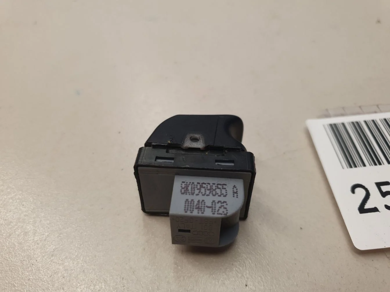 Кнопка стеклоподъемника для Audi A4 B8 2007-2015