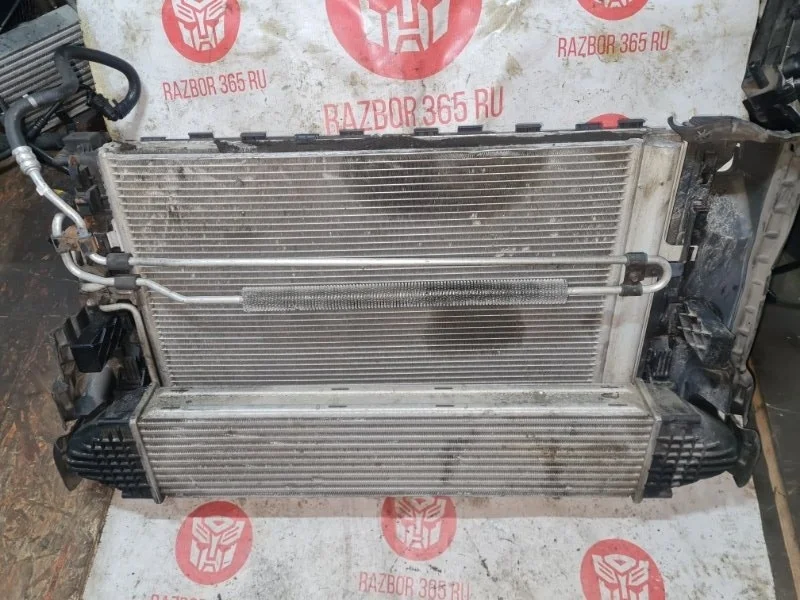 Комплект радиаторов с вентилятором Volvo V70 2009 BW