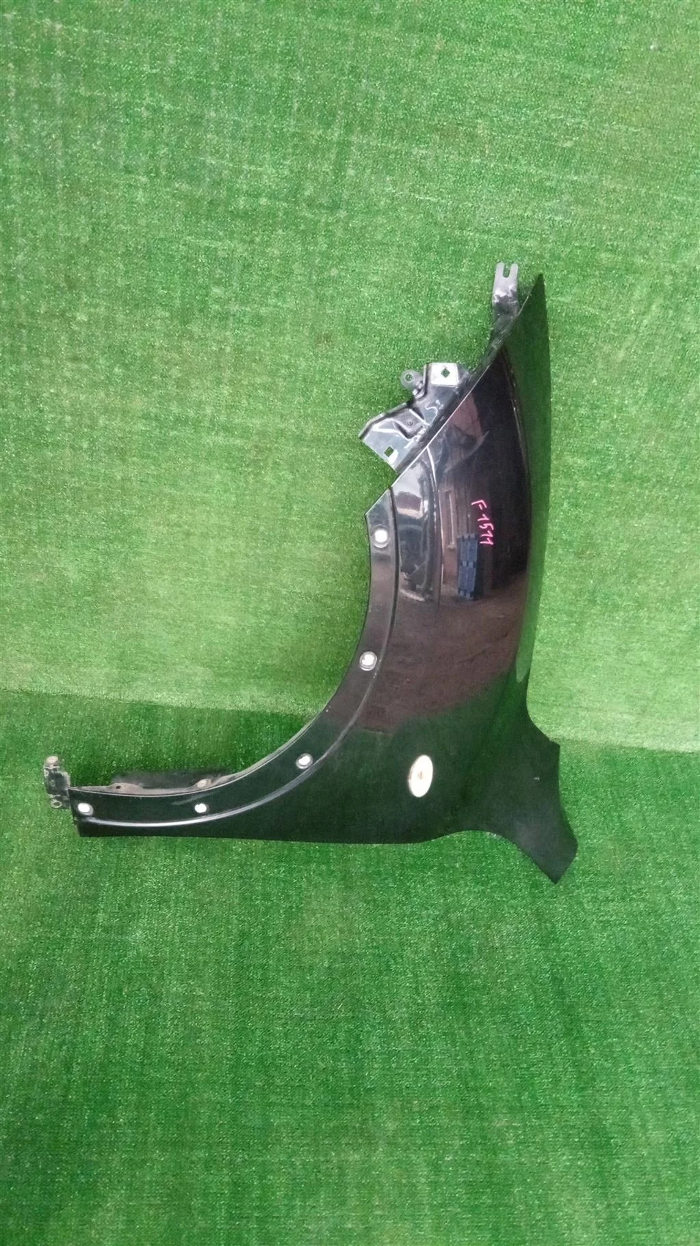 Б.у. крыло NISSAN JUKE F15E NISSAN JUKE F15E