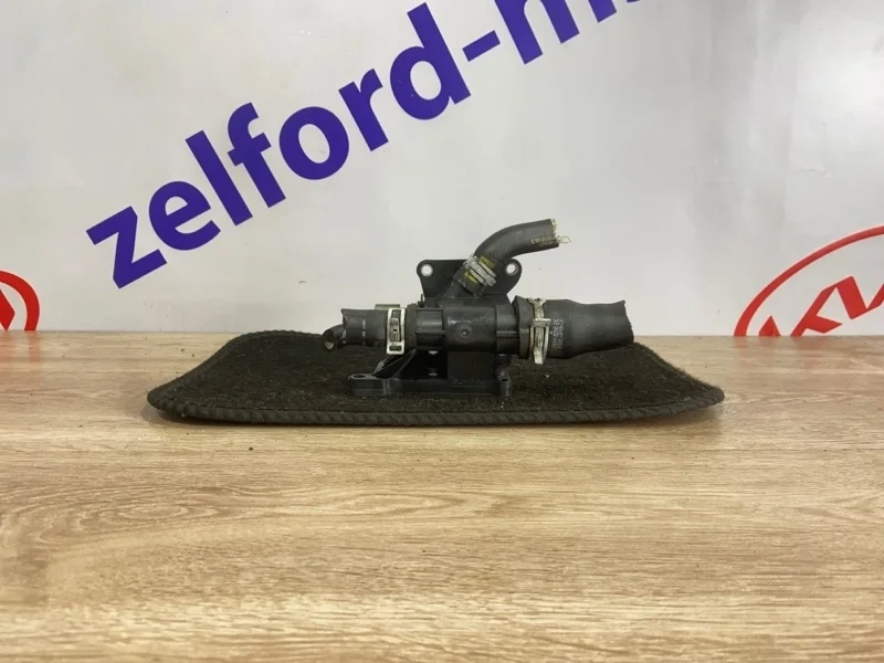 Фланец системы охлаждения FORD MONDEO 4 2008Г