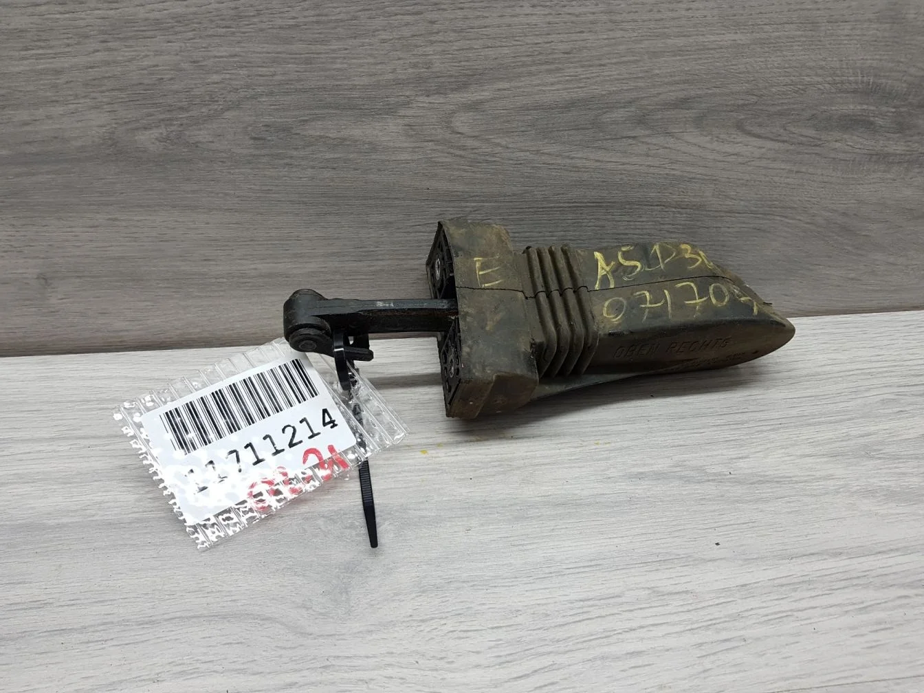 Ограничитель двери передней для Audi A5 S5 8T Coupe Sportback 2008-2016