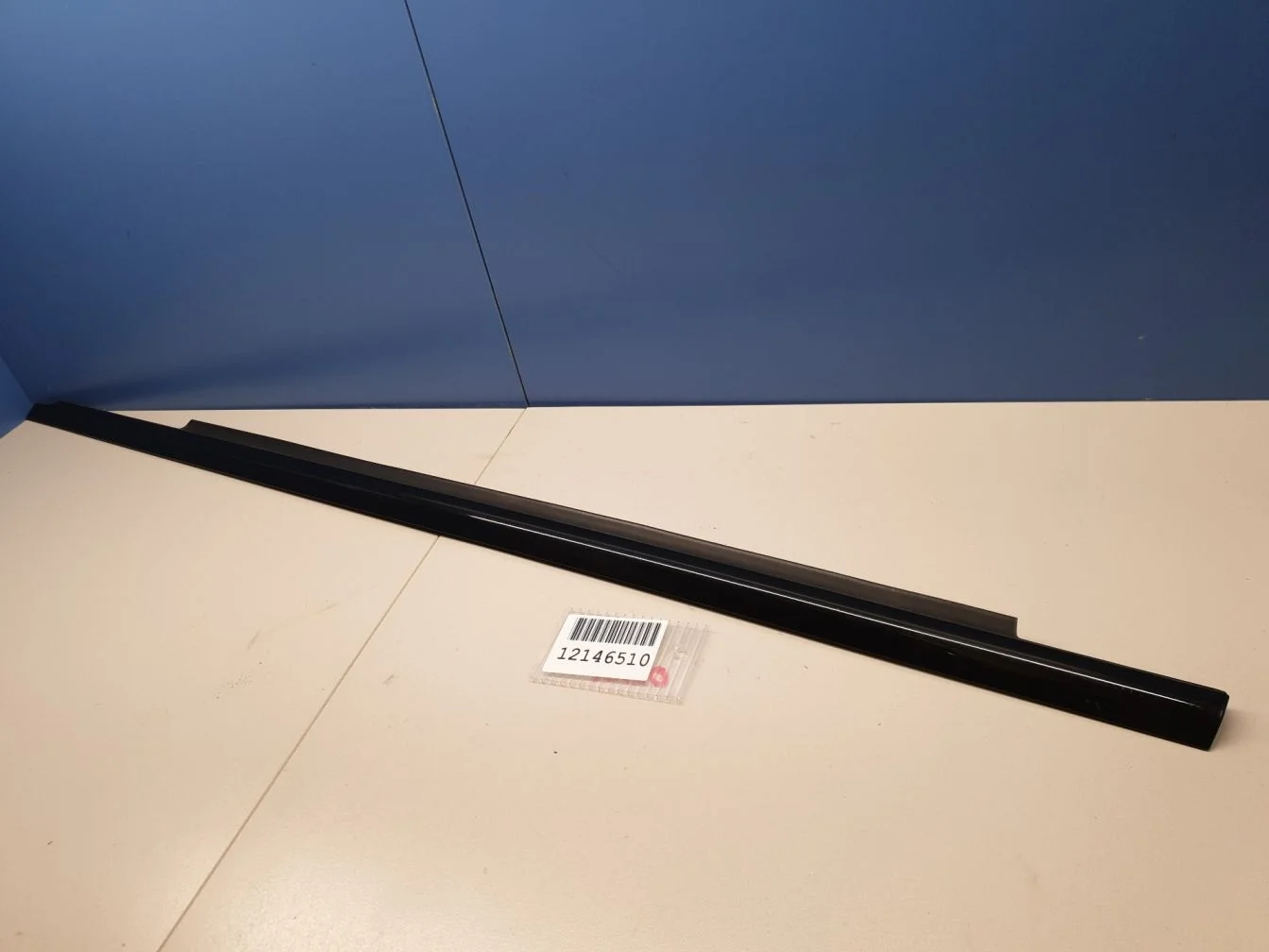 Молдинг стекла передней левой двери для Mercedes GLE-klasse C292 Coupe 2015-2019