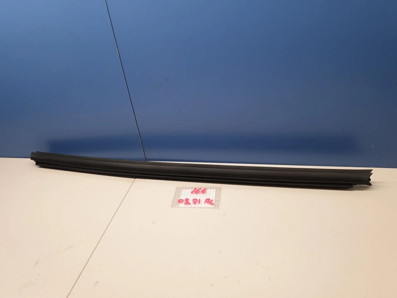 Накладка стекла передней левой двери для Mercedes GLE-klasse C292 Coupe 2015-2019