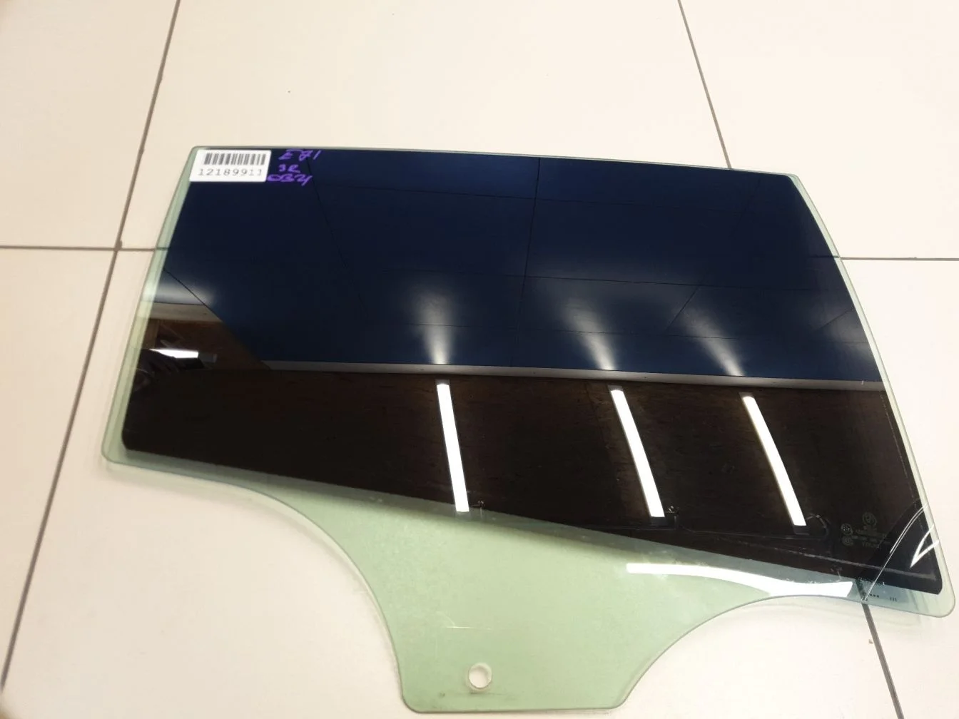 Стекло двери задней правой для BMW X6 E71 E72 2007-2014