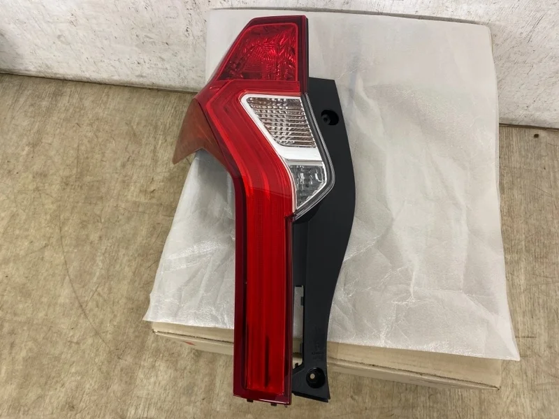 ФОНАРЬ В КРЫЛО MITSUBISHI PAJERO SPORT 3 2015 2016 2017 2018 2019 2020 26555W010P KS, задний левый