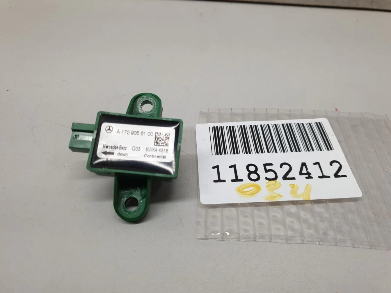 Датчик Airbag для Mercedes E-klasse W212 2009-2016