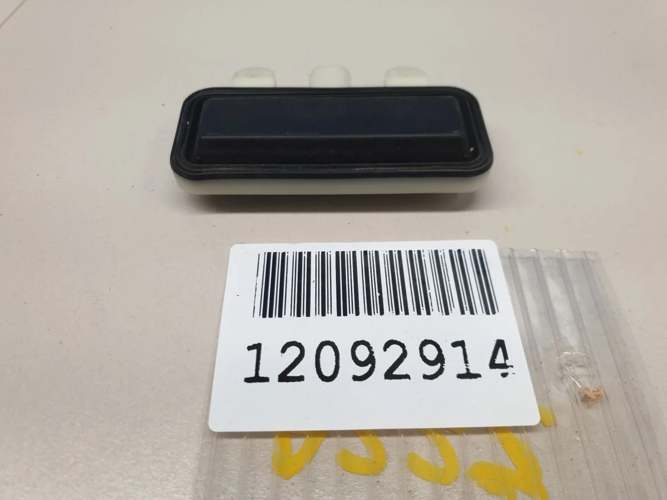 Кнопка открывания багажника для Mercedes S-klasse W221 2005-2013