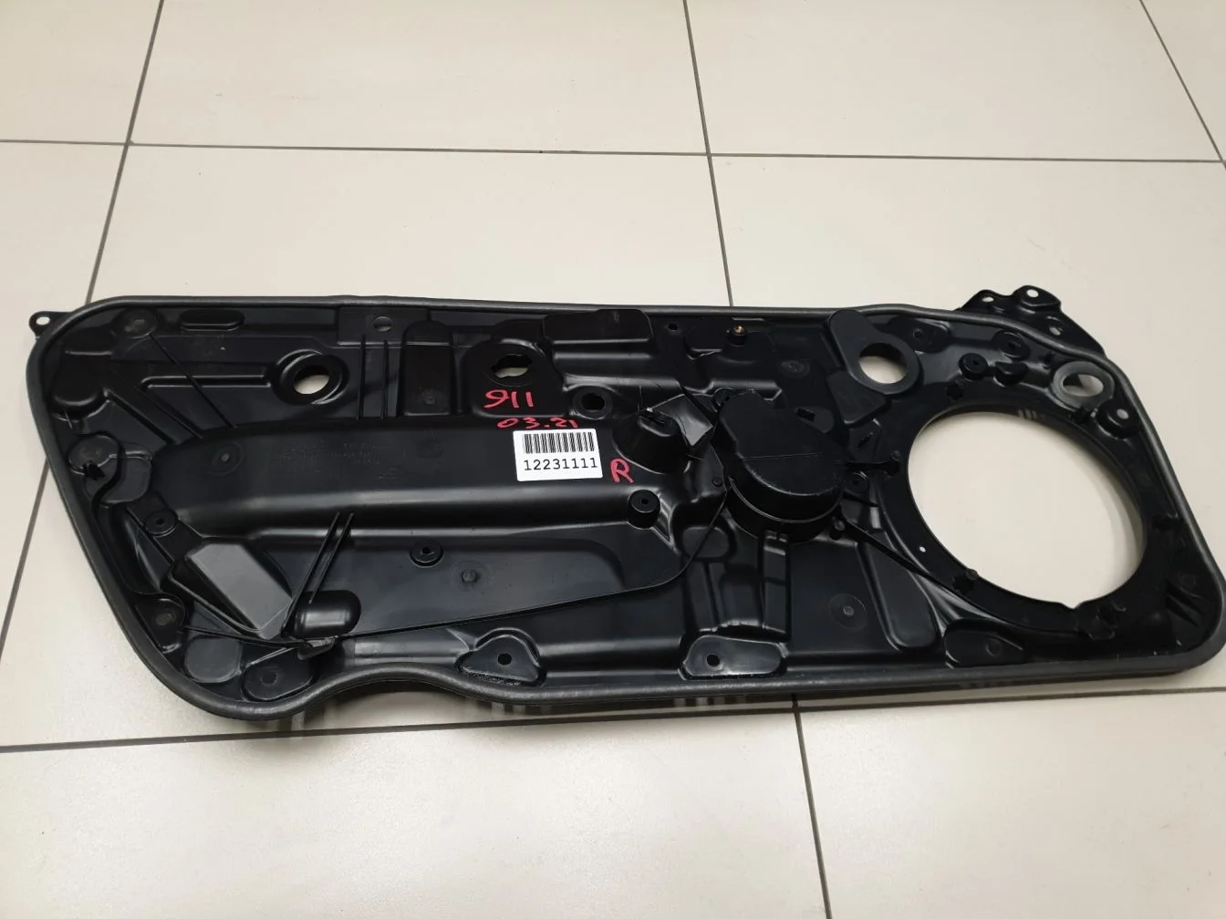 Кронштейн стеклоподъемника передней правой двери для Porsche 911 991 2011-2019