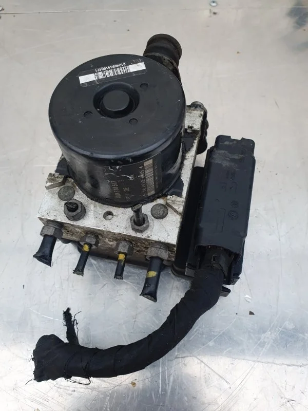 Блок abs Audi TT 2006-2010