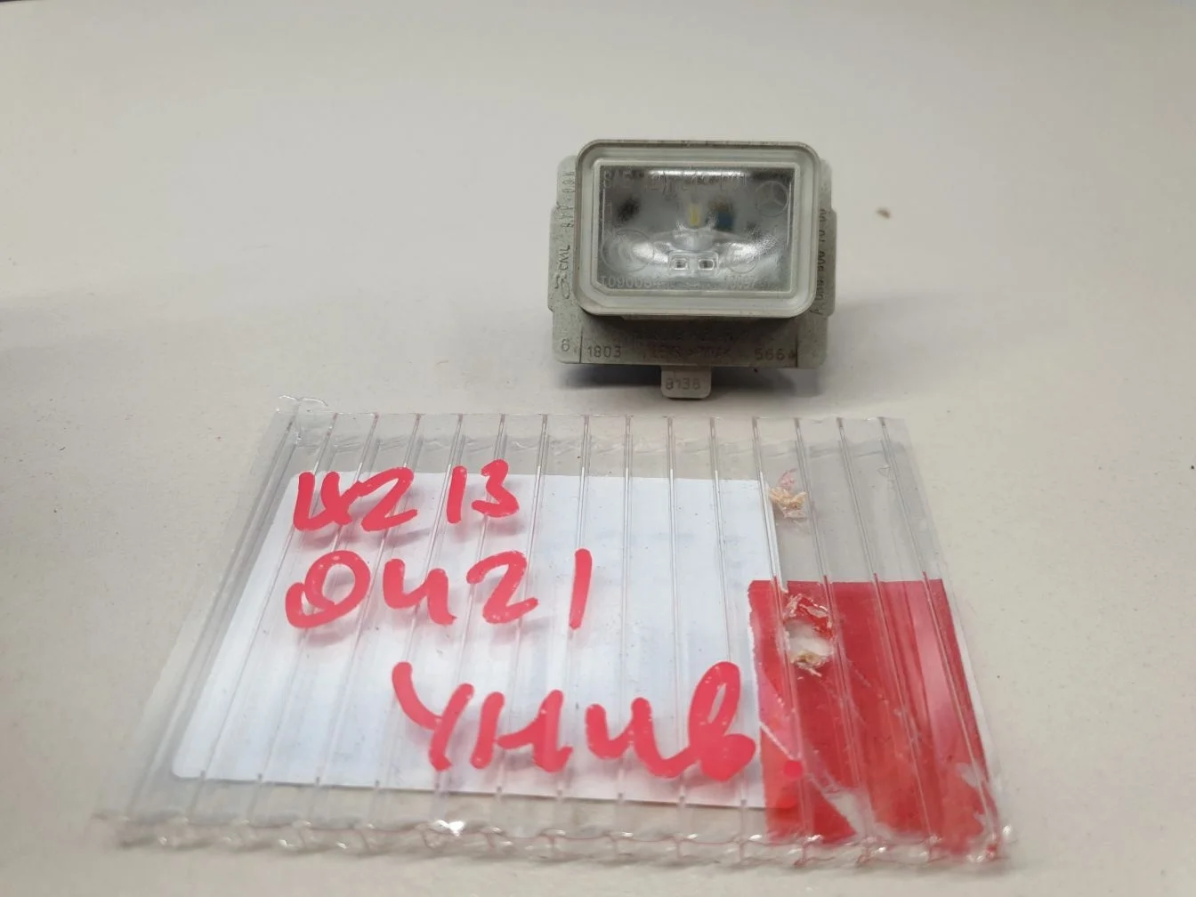 Фонарь подсветки номерного знака для Mercedes E-klasse W213 2016-