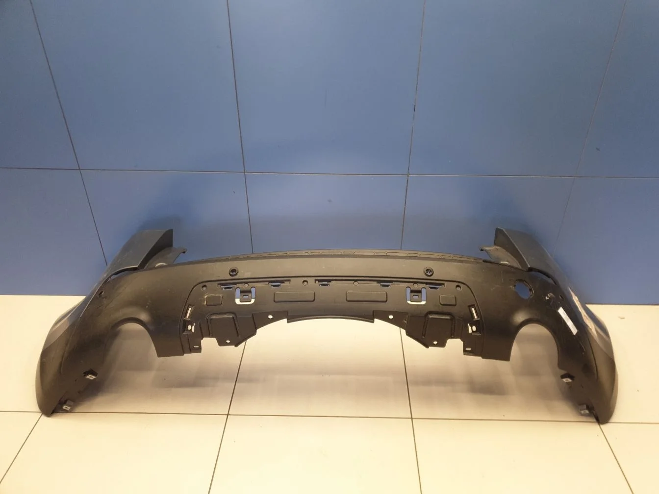 Бампер задний для Land Rover Discovery Sport 2014-