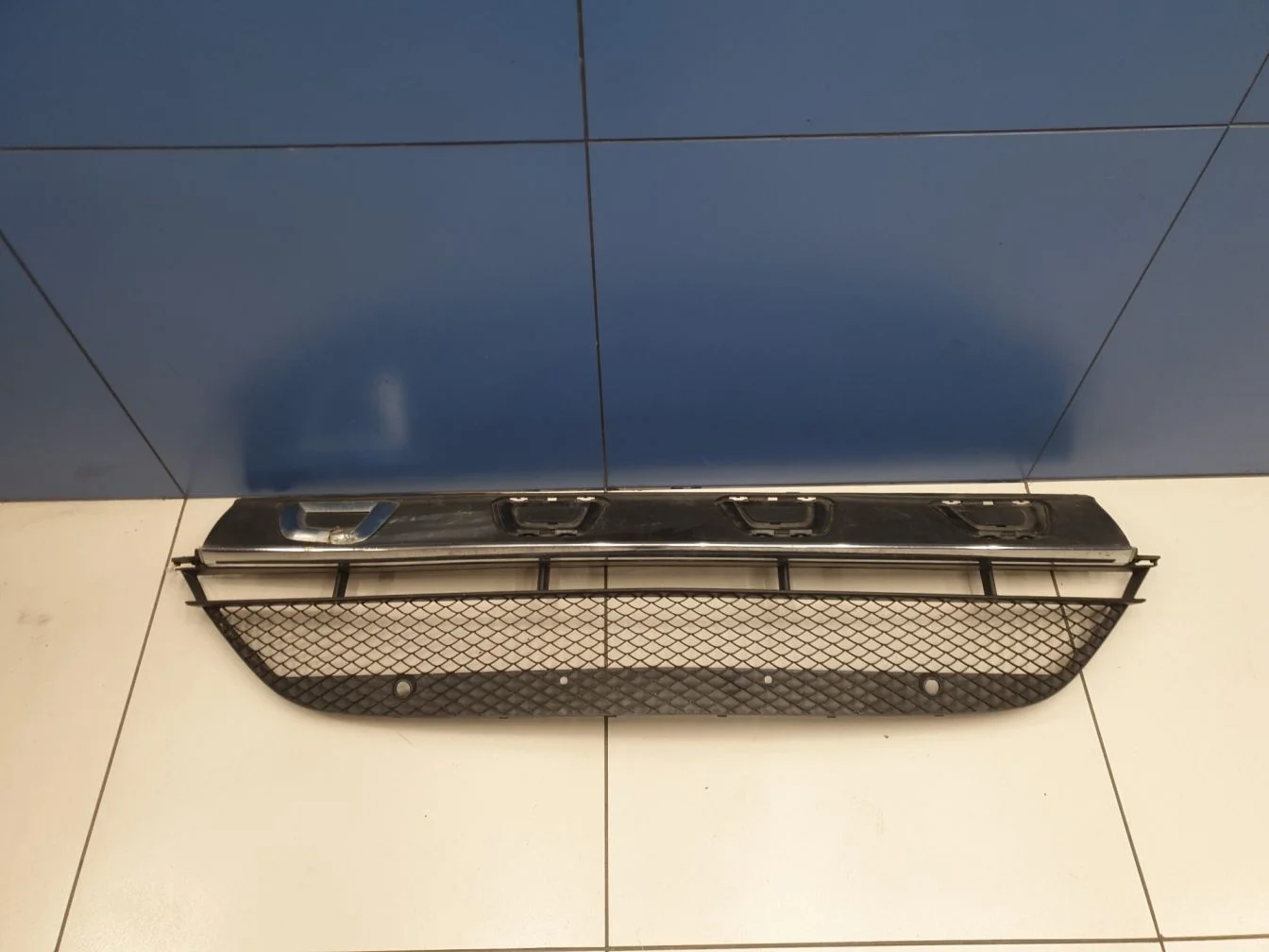 Решётка в бампер центральная для Mercedes GLC-klasse C253 Coupe 2016-