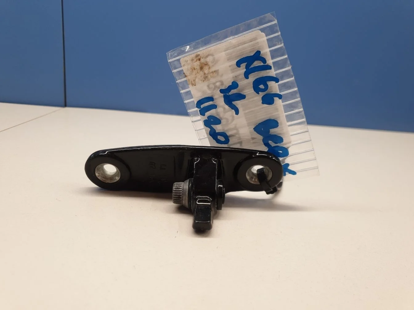 Петля двери задней левой верхняя для Mercedes M-klasse W166 ML GLE 2011-2018