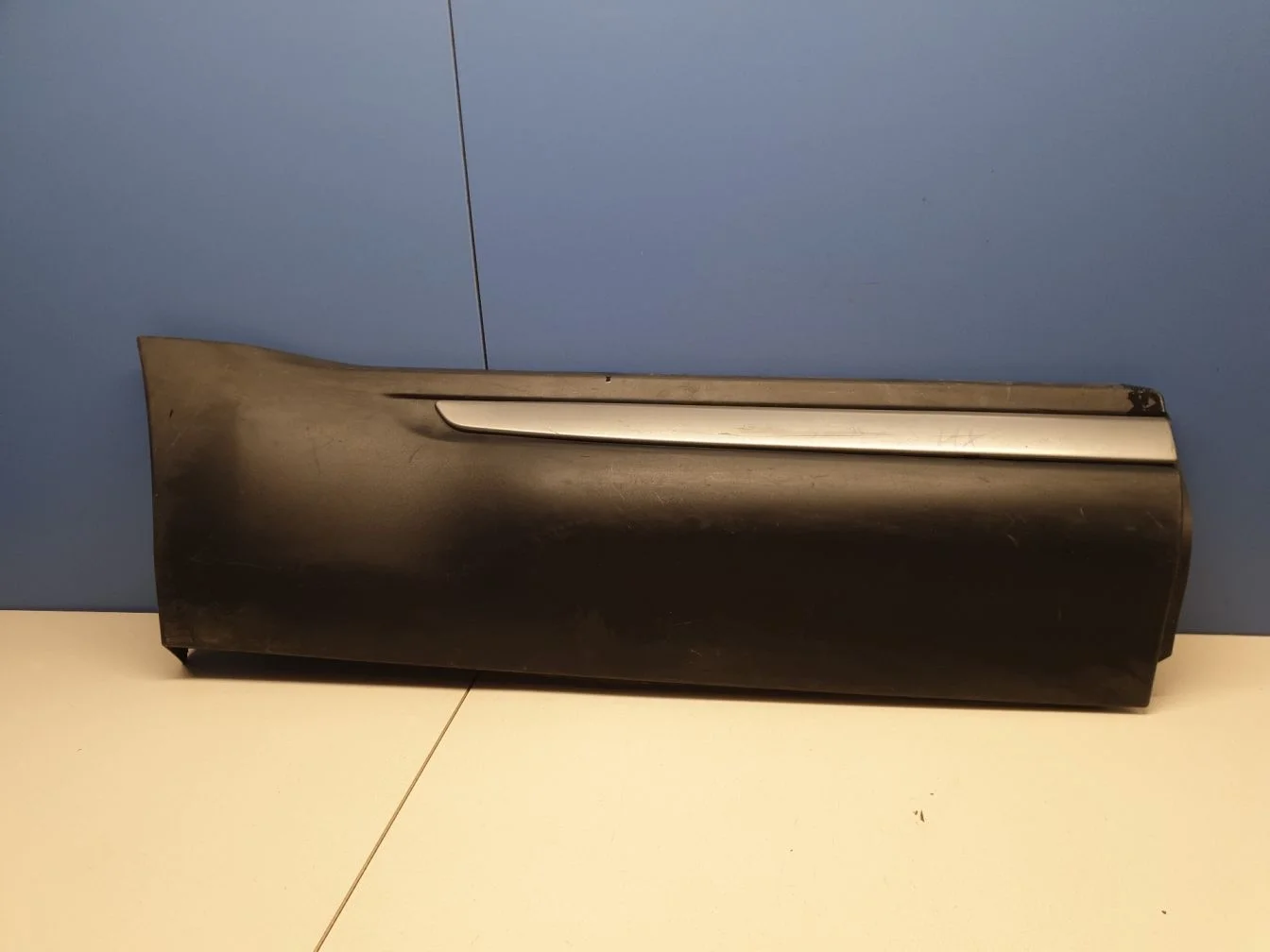 Молдинг двери правый задний для Land Rover Range Rover Evoque 2011-2018