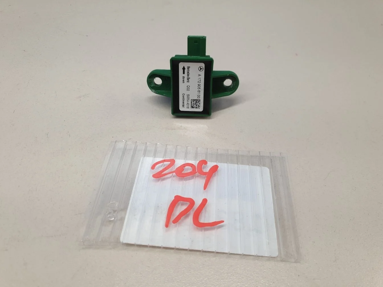 Датчик Airbag для Mercedes C-klasse W204 2007-2015