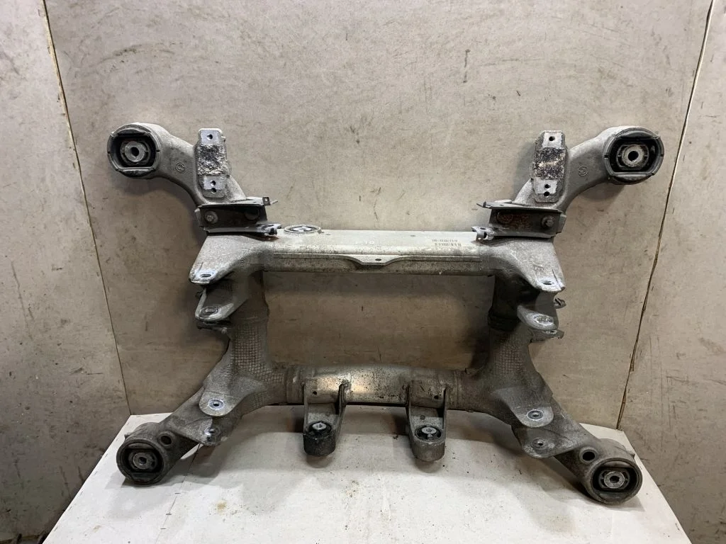 Подрамник задний BMW F10 N47D20C