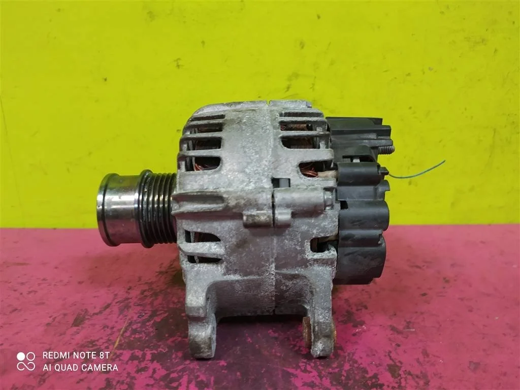 Генератор Octavia 3 Tiguan 2 Kodiaq 1,4 04E903015