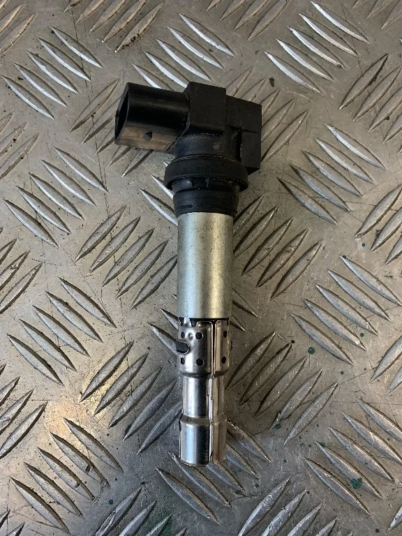 Катушка зажигания Volkswagen Polo 2003 4