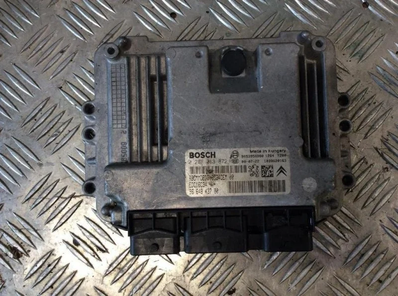 Блок управления двигателем Peugeot Partner 2008 1