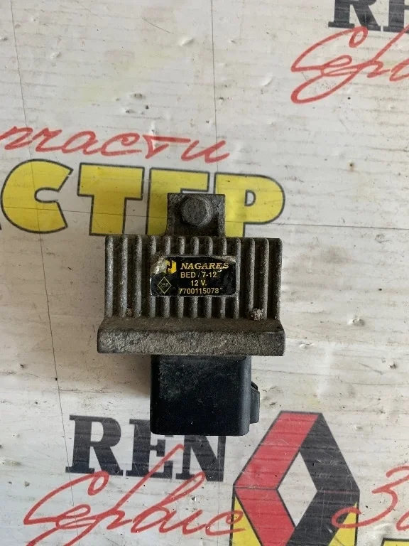 Реле накала свечей Renault Megane 2006