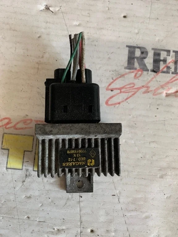 Реле накала свечей Renault Megane 2006