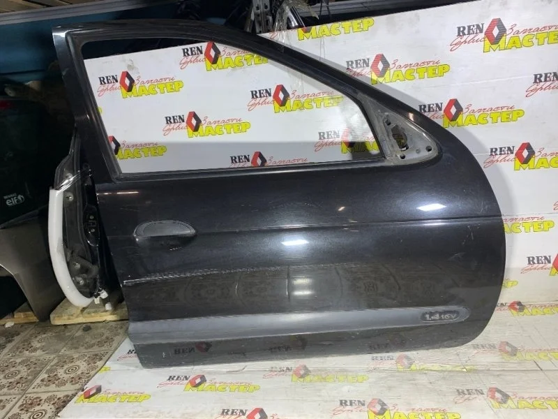 Дверь передняя правая Renault Megane 2003 1