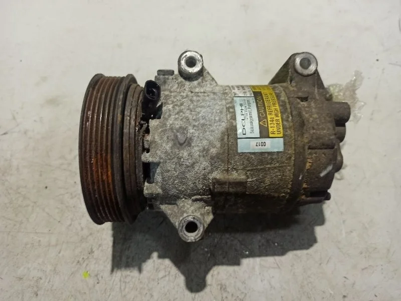 Компрессор кондиционера Renault Megane 2004