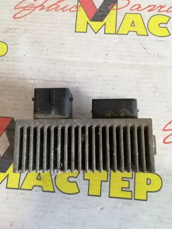 Реле накала свечей Renault Scenic 2012 3