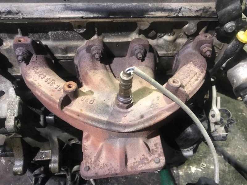 Коллектор выпускной Peugeot Partner 2009 1