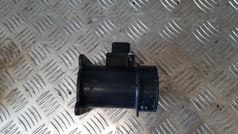 Расходомер воздуха Nissan Almera