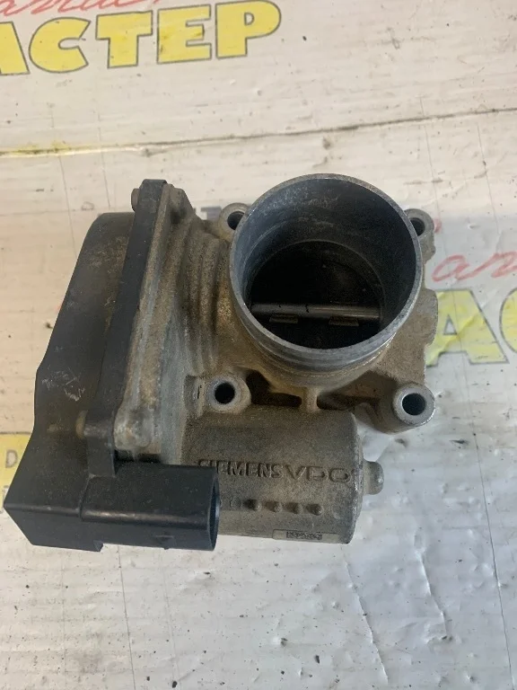 Заслонка дроссельная Volkswagen Polo 2009 4