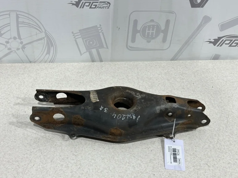 Рычаг задний нижний под пружину Mercedes-benz 2008 W204