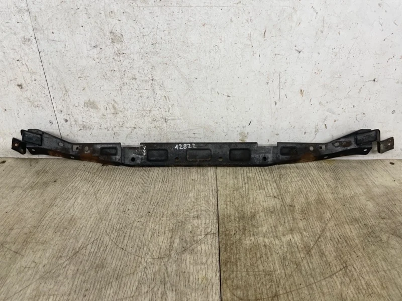 КРОНШТЕЙН БАМПЕРА MITSUBISHI OUTLANDER 1 2003 2004 2005 2006 2007 2008 6400B683 CU2W 4G63, передний