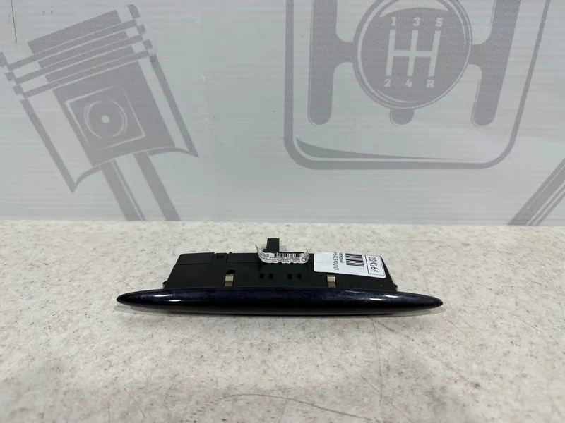 Индикатор парктроников передний Mercedes-benz 2007 W164