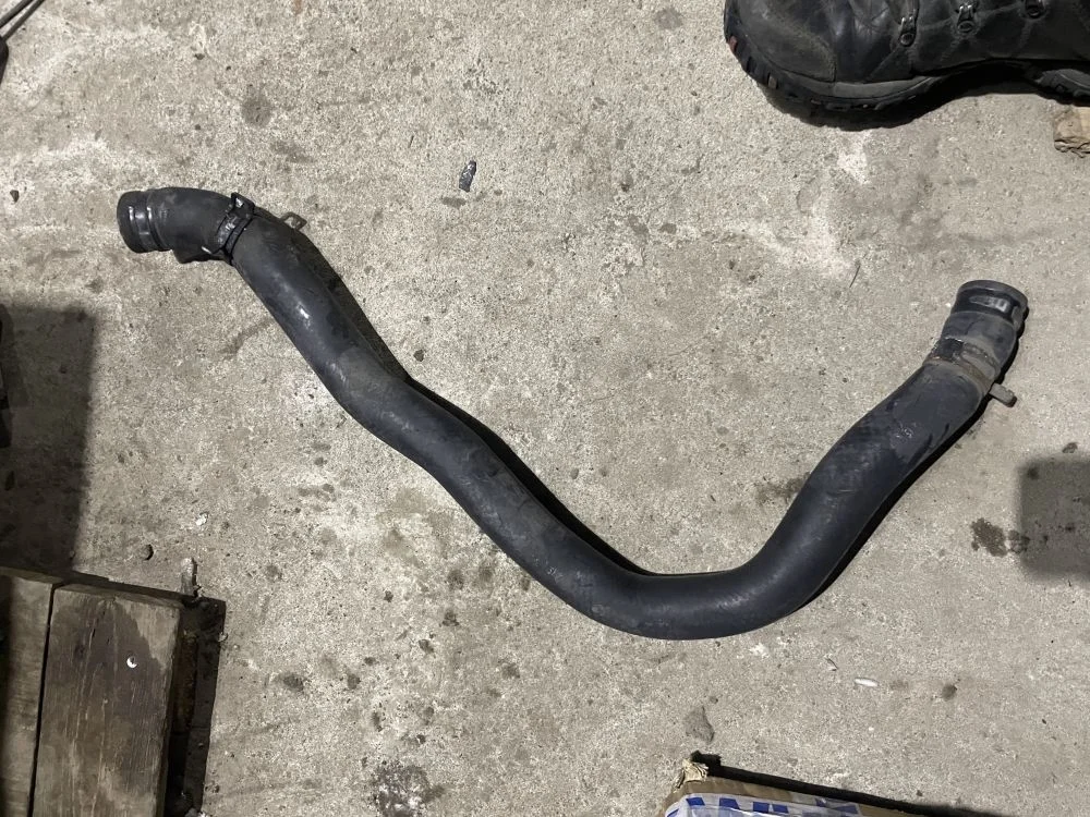 патрубок охлаждения kia ceed ed