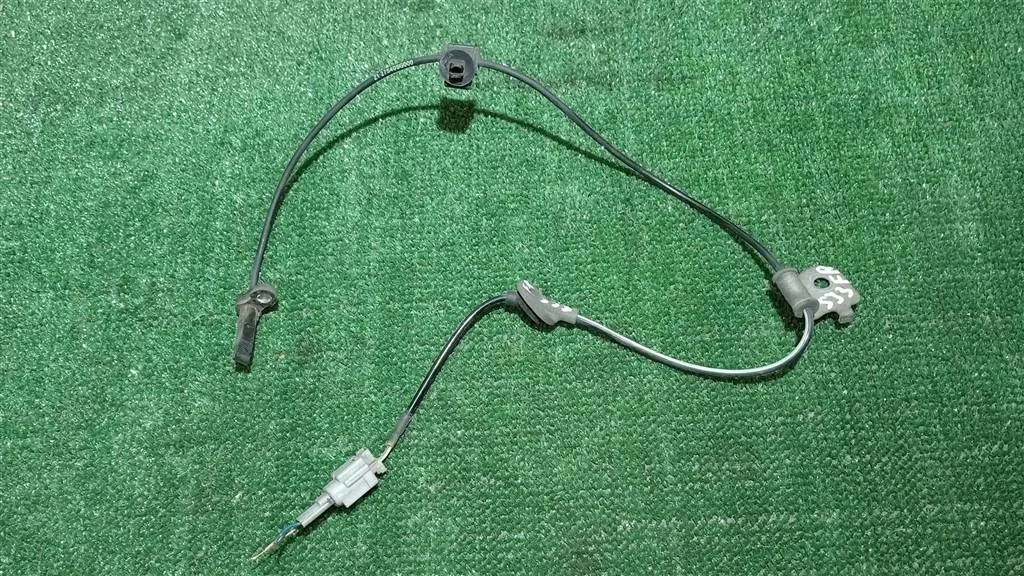 Б.у. датчик abs SUBARU FORESTER S13 SUBARU FORESTER S13