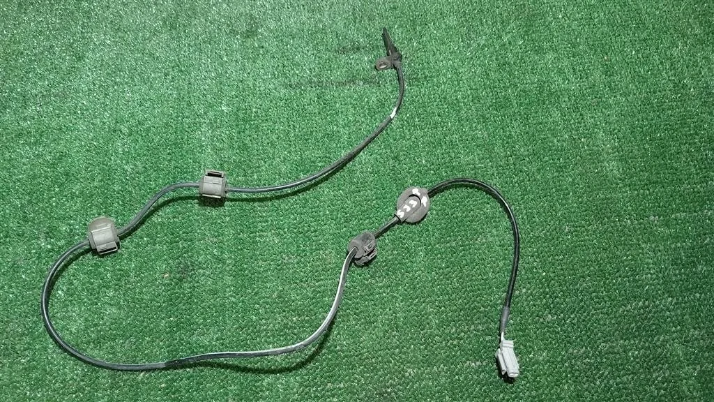 Б.у. датчик abs SUBARU FORESTER S13 SUBARU FORESTER S13